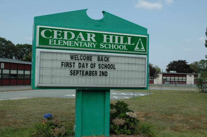 Cedar Hill School Kids Talk Teachers on First Day | WarwickPost.com