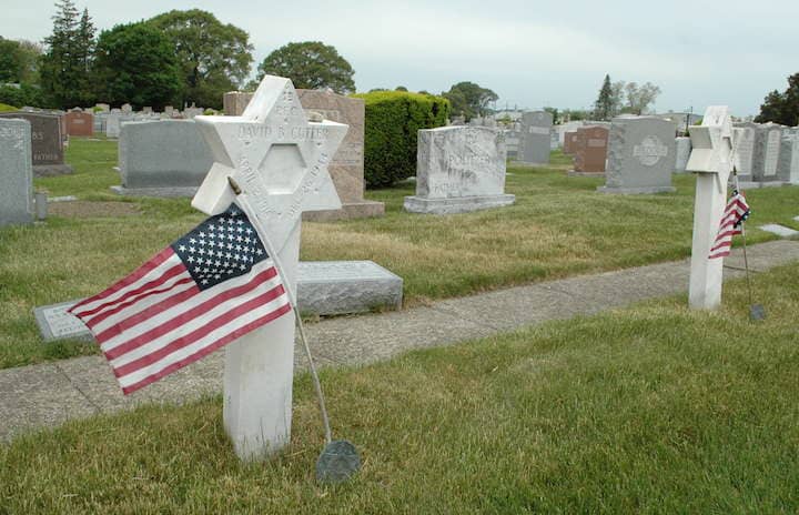 Graves at Lincoln Park Cemetery at 1469 Post Road.
