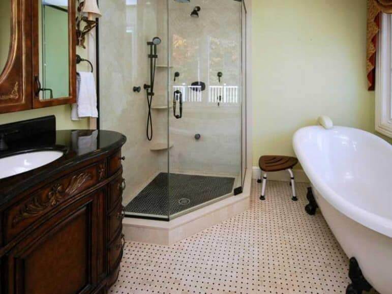 [CREDIT: Statewide MLS] 20 Lauren Ct., the bathroom. 