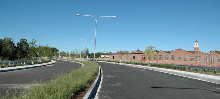 [CREDIT: Rob Borkowski] Veterans Memorial Drive Extension. facing the Greenwich Avenue-Veterans Memorial Drive roundabout.