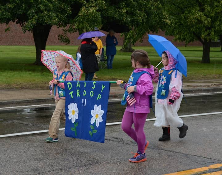 [CREDIT: Rob Borkowski] [CREDIT: Rob Borkowski] Daisy Troop 41 marches down West Shore Road in the 2017 Memorial Day parade.