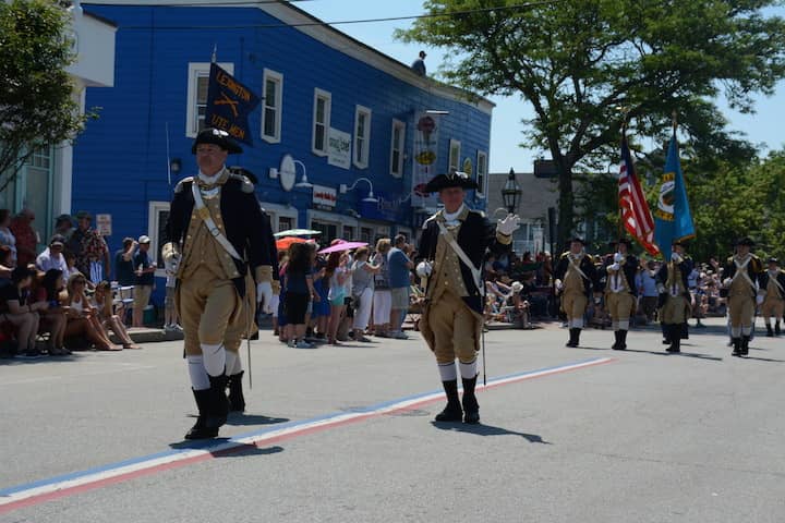 [CREDIT: Rob Borkowski] The Lexington Minutemen at the 2017 Gaspee Days Parade.
