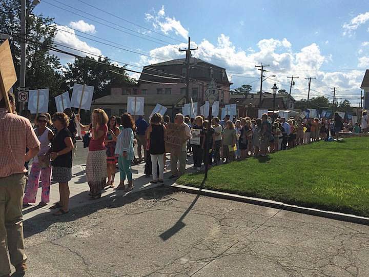 [CREDIT: WTU] About 600 teachers picketed Warwick City Hall Sept. 7 to protest what they say are unreasonable demands by the Warwick School Committee.