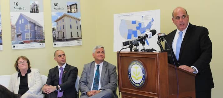 [CREDIT: AG Kilmartin's office] Warwick Mayor Joe Solomon pledged the City’s support for extending the Mortgage Foreclosure Act. The Warwick City Council was the first in the state to pass a resolution to support Attorney General Kilmartin’s legislation.