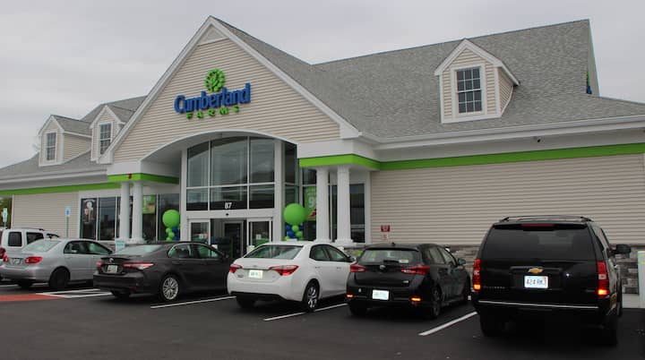 [CREDIT: Cumberland Farms] Cumberland Farms unveiled its latest next generation store at 87 West Natick Road May 1.