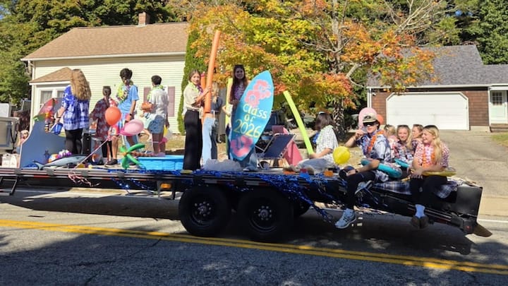 [CREDIT: Mary Carlos] The CHS Class of 2026 rides with the CHS Homecoming parade Oct. 4, 2025