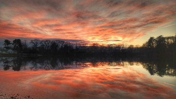 [CREDIT: Lincoln Smith] Gorton Pond at sunset on Dec. 5 25, 2025.